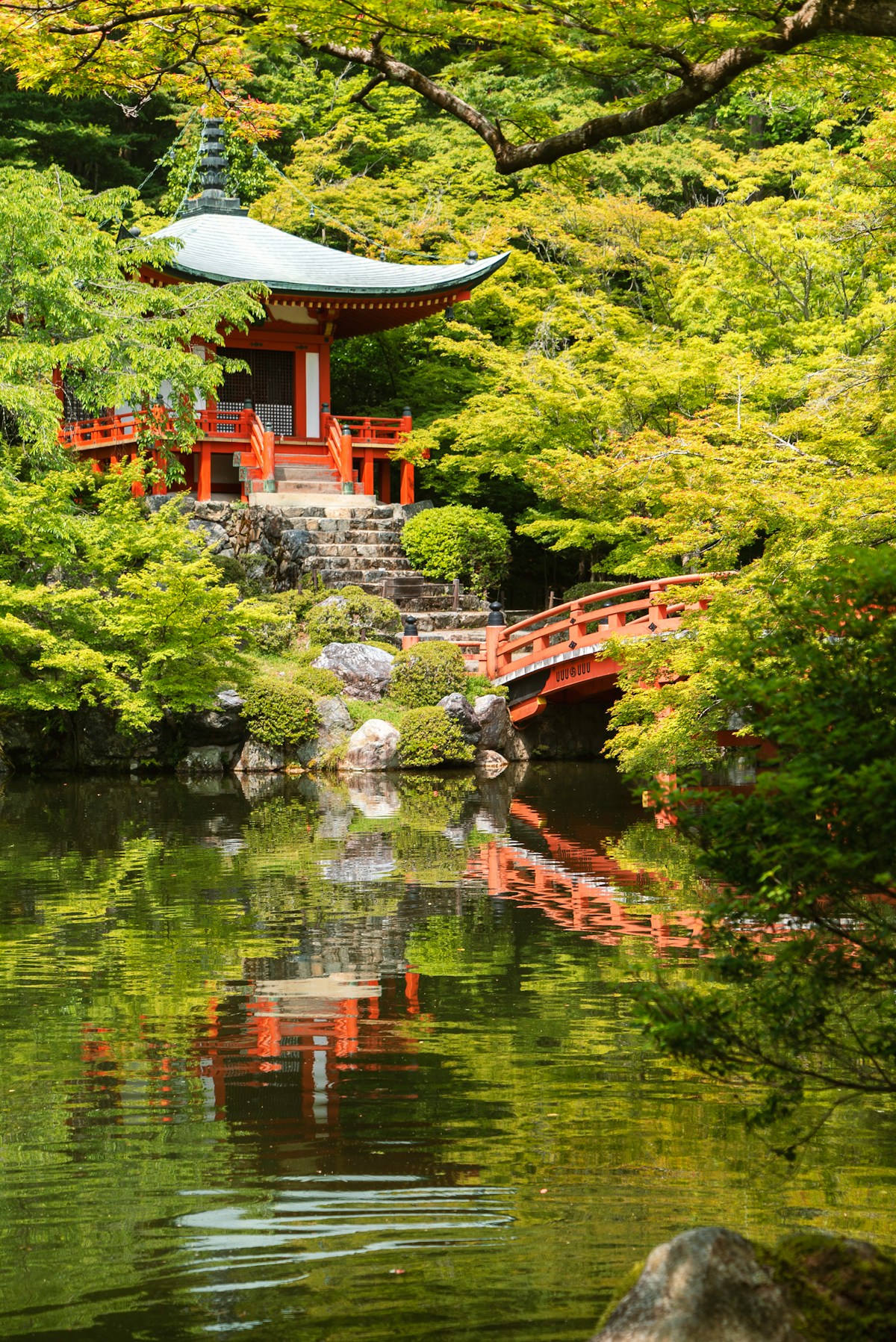 Nanzen-ji: Where Zen Buddhism Meets a Roman Aqueduct in Kyoto