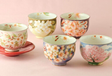 Traditional Kiyomizu-yaki Japanese ceramics and matcha bowl pottery